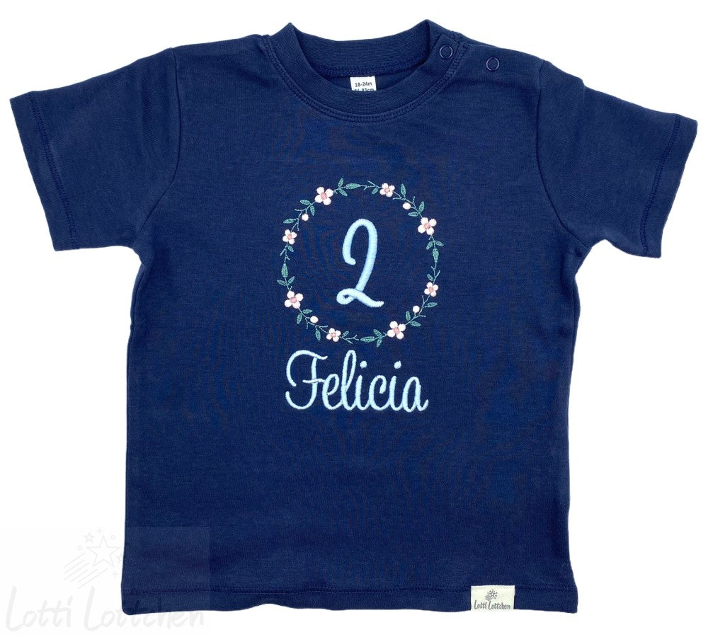 Hochwertig-besticktes-Geburtstagsshirt-Blumenkranz-mit-Name-Lotti-Lottchen