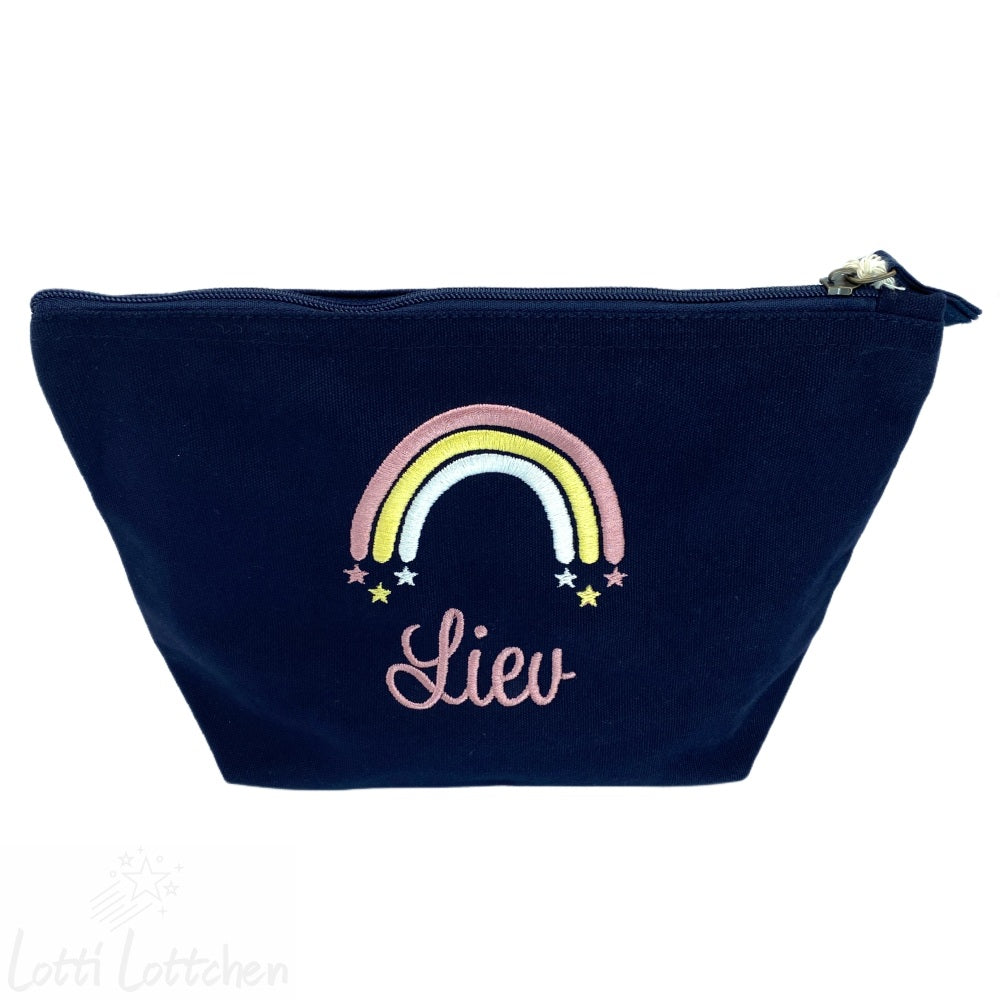 Hochwertig-bestickter-Waschbeutel-Regenbogen-mit-Name-Lotti-Lottchen